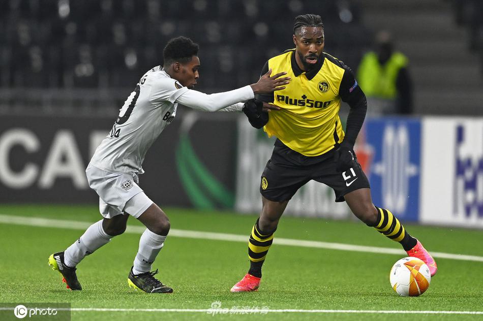 开云中国- theshy剑姬打姿态船长那场比赛完整视频 