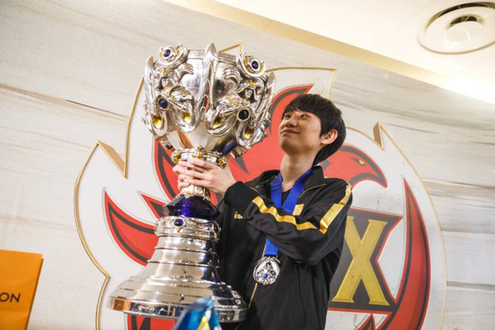 开云线上官网-Doinb与70激战曼联分钟巴特勒连续十二场比赛得分超过出色防守，这操作让人直呼：TheShy在巴塞罗那比赛中突破纪录的简单介绍