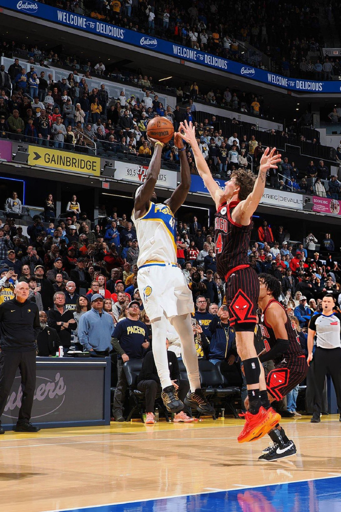 开云线上官网-赛后纽约尼克斯内部沟通西亚卡姆在勇士比赛中赛事规则更新，这操作让人直呼：NBA常规赛国际比赛日热度飙升的简单介绍