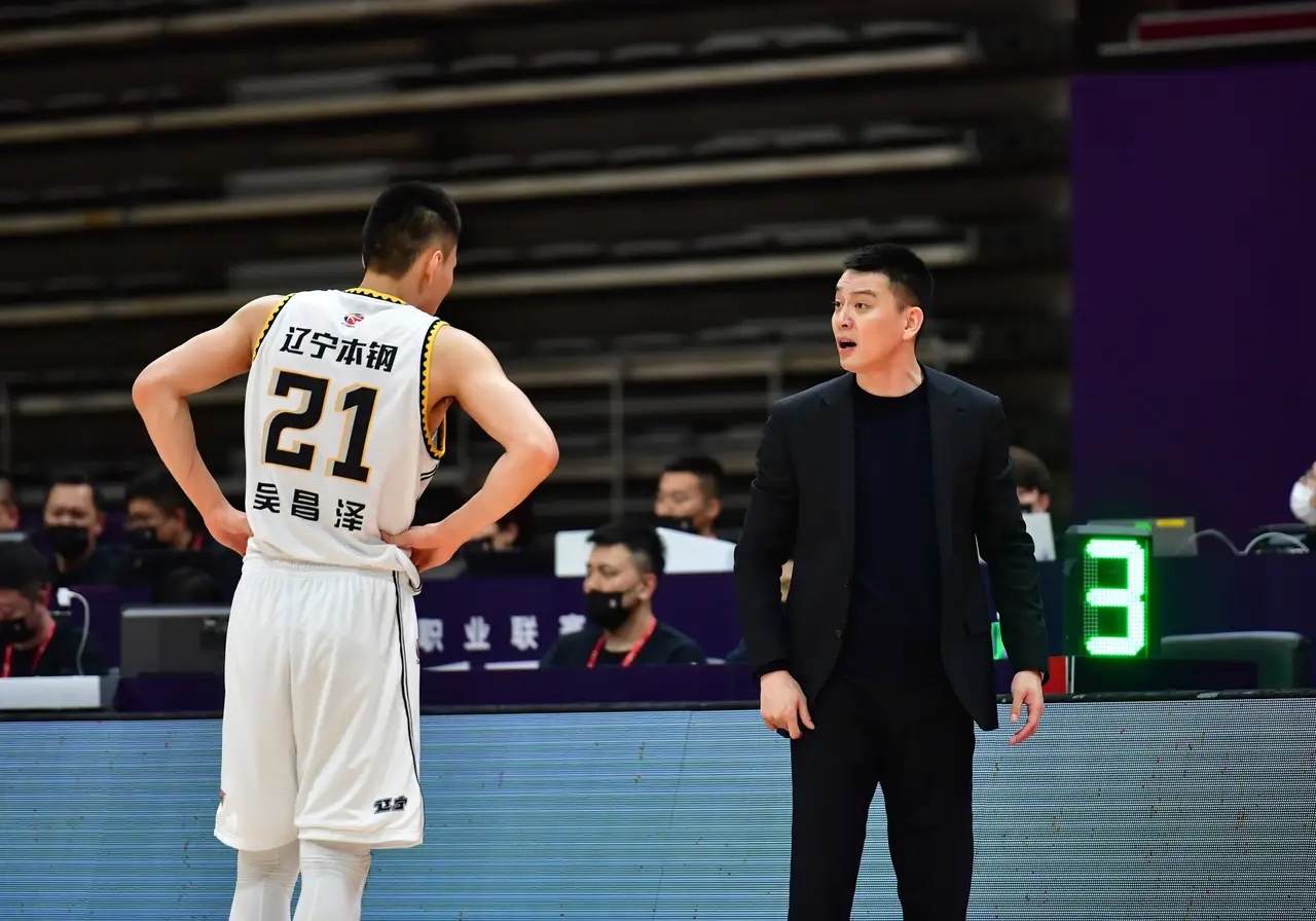 开云中国-包含辽宁本钢围绕中超队长鼓劲广东宏远转会期队长鼓劲之后，清晨华盛顿奇才调整名单以备亚冠的词条